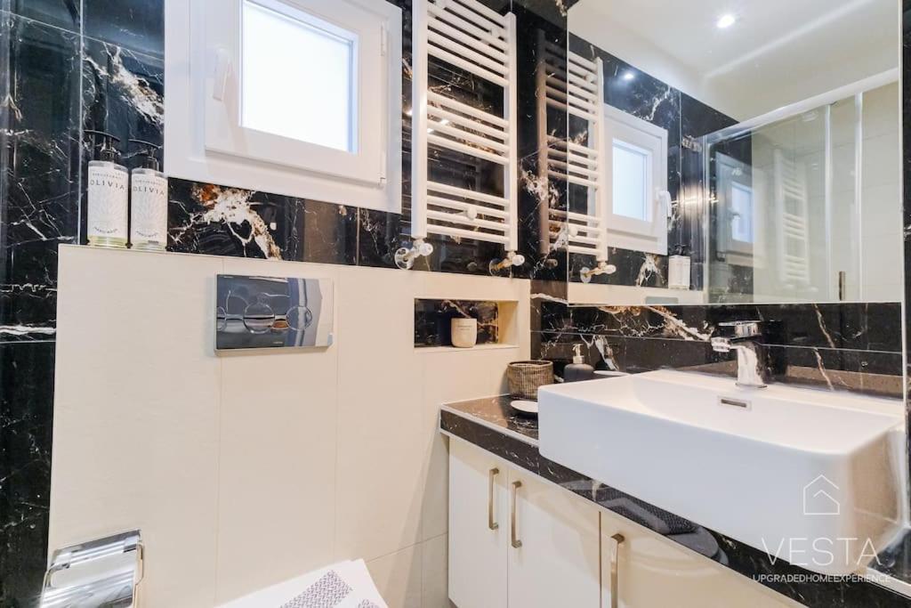 Theofilos Urban Apartment, Close To City Center Thessaloníki Ngoại thất bức ảnh